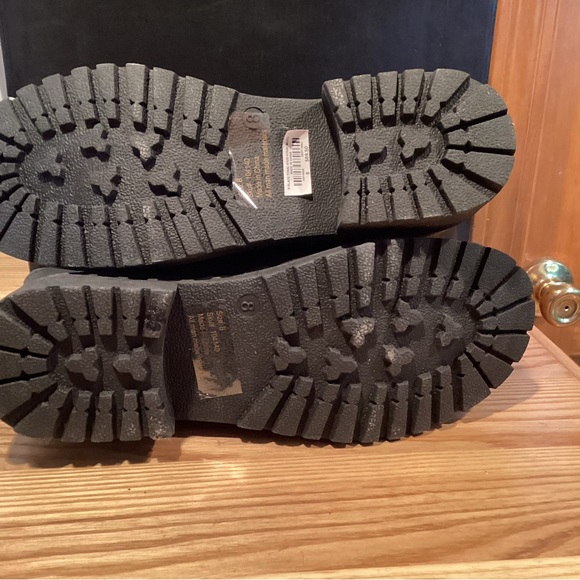 New in Box Black Torrid Studded Moto Boots Size 8 - Picture 6 of 11